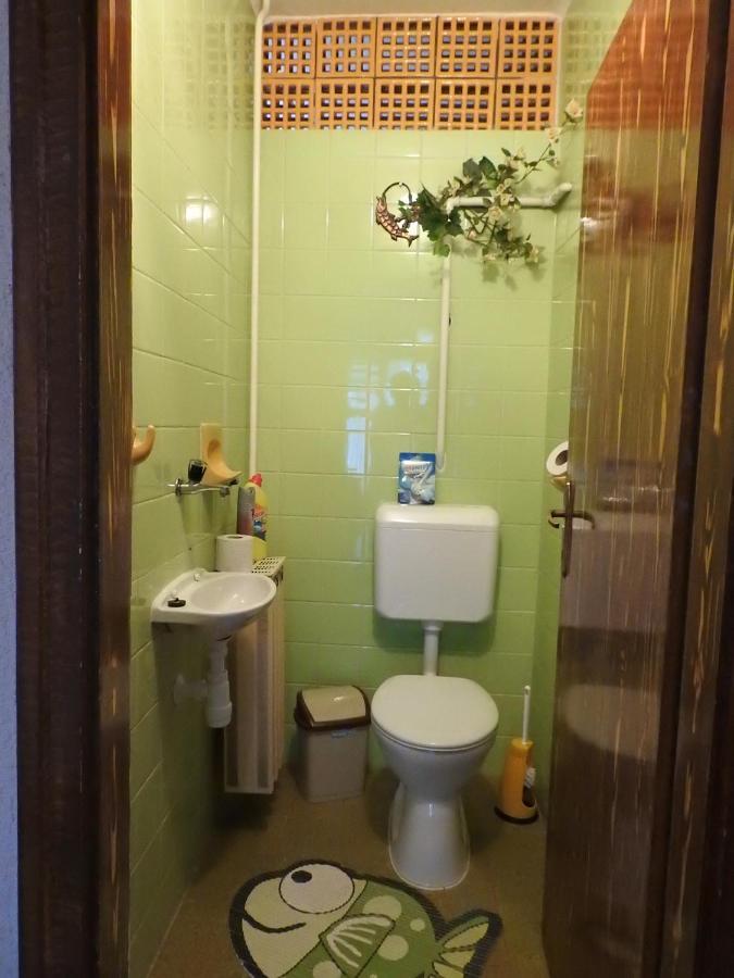 Haus Gizella Hotel Harkány Buitenkant foto