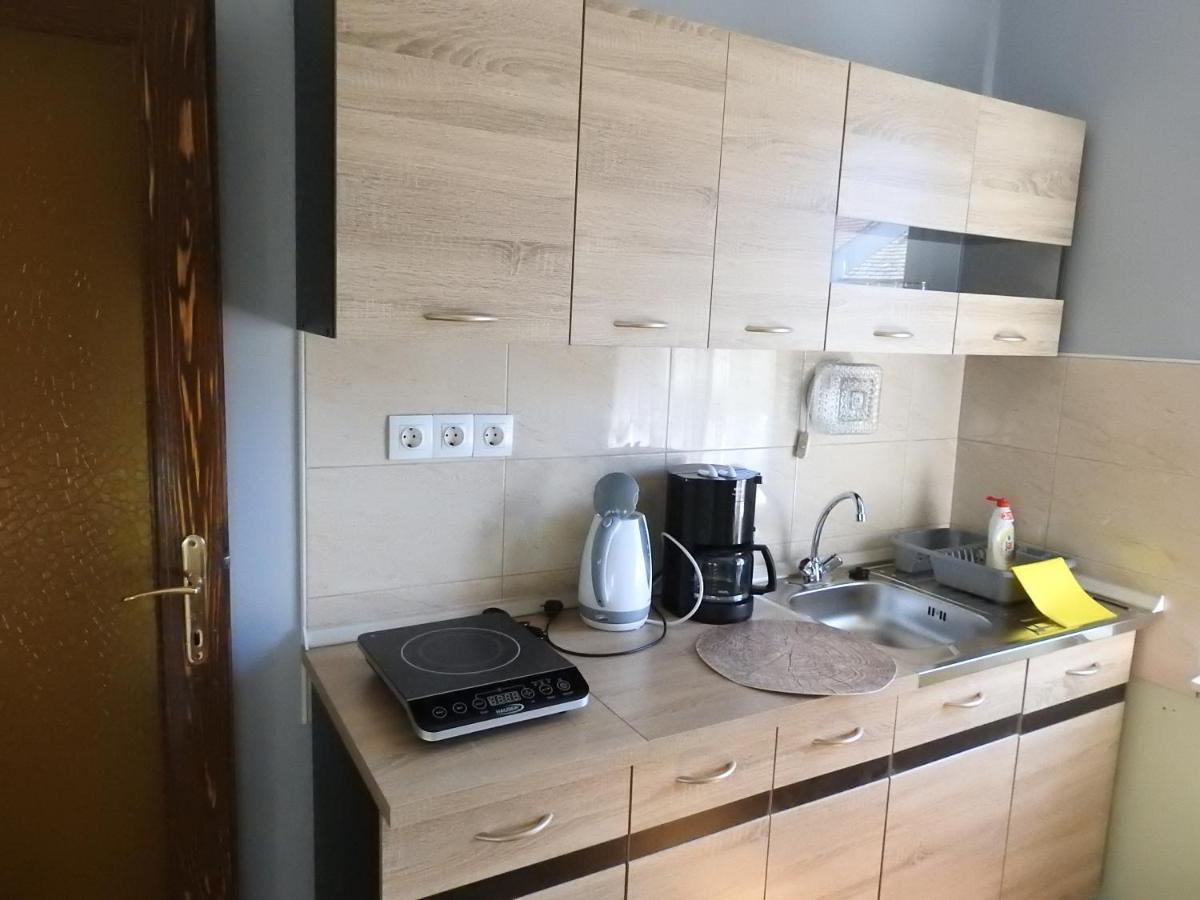 Haus Gizella Hotel Harkány Buitenkant foto